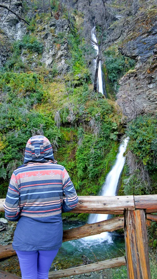 Comarca Una Cascada Corbata Blanca