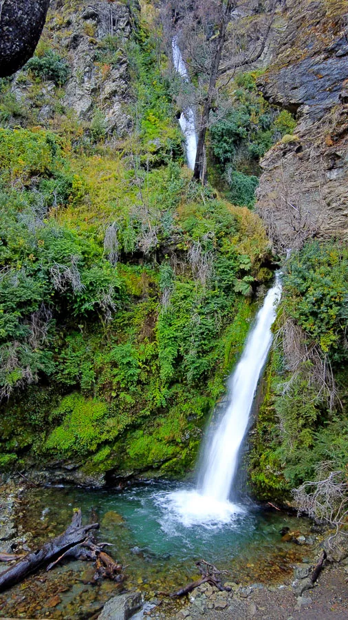 Comarca Una Cascada Corbata Blanca