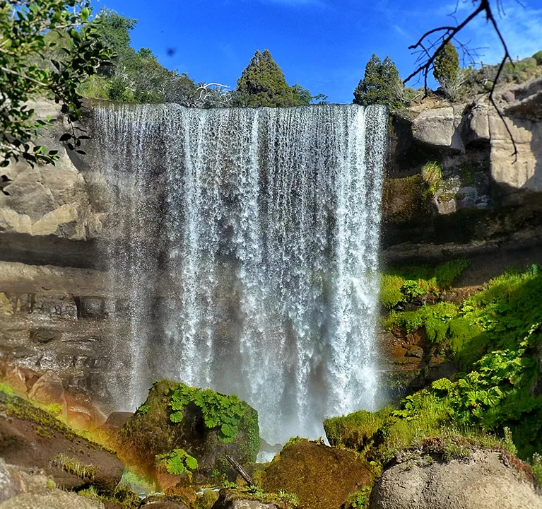 Comarca Una Cascadas en el Corredor de Los Andes