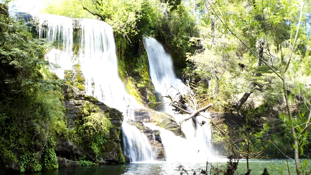 Comarca Una Catarata Mallín Ahogado